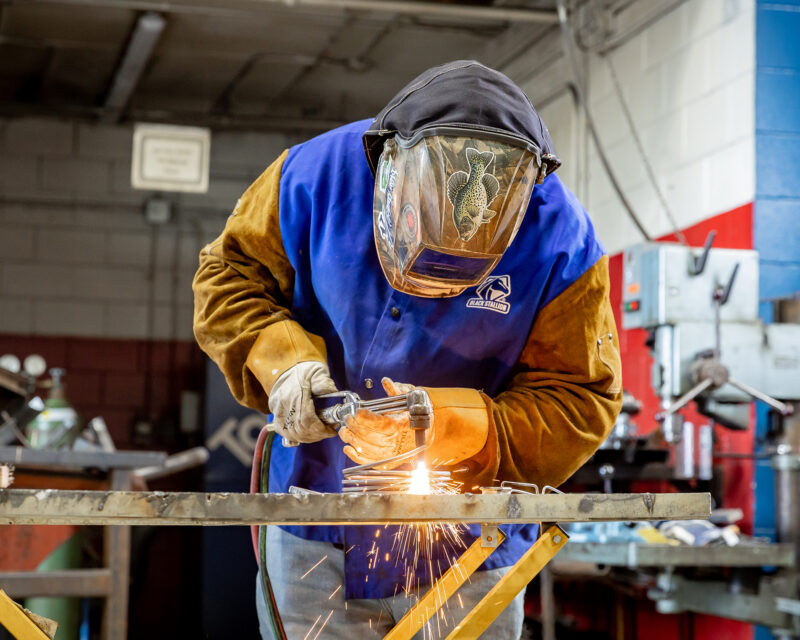 Welding technology student in the EGF campus lab.