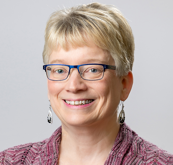 Photo of Holly Deschene